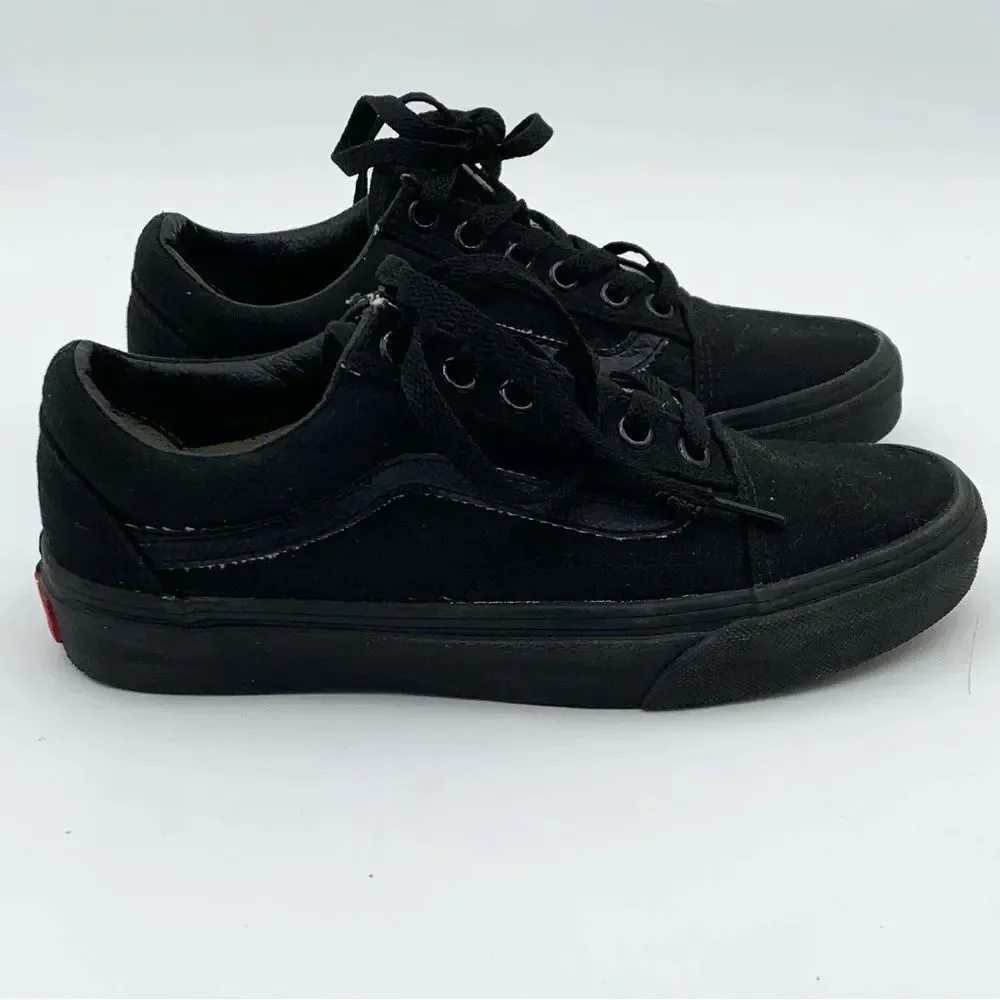 Vans Classic All-Black Low-Top Sneakers | Men’s Size 5 | Skate & Casual Shoes